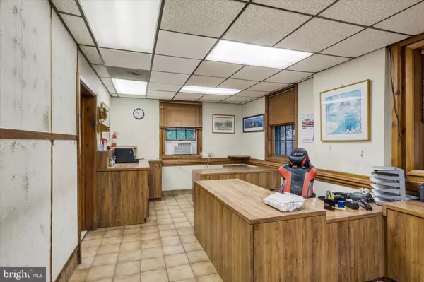 Elkins Park, PA 19027,7875 MILL RD