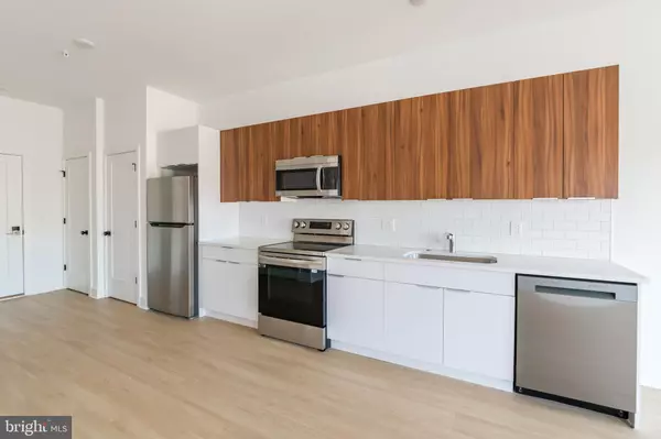 Philadelphia, PA 19104,4200 LANCASTER AVE #UNIT 202