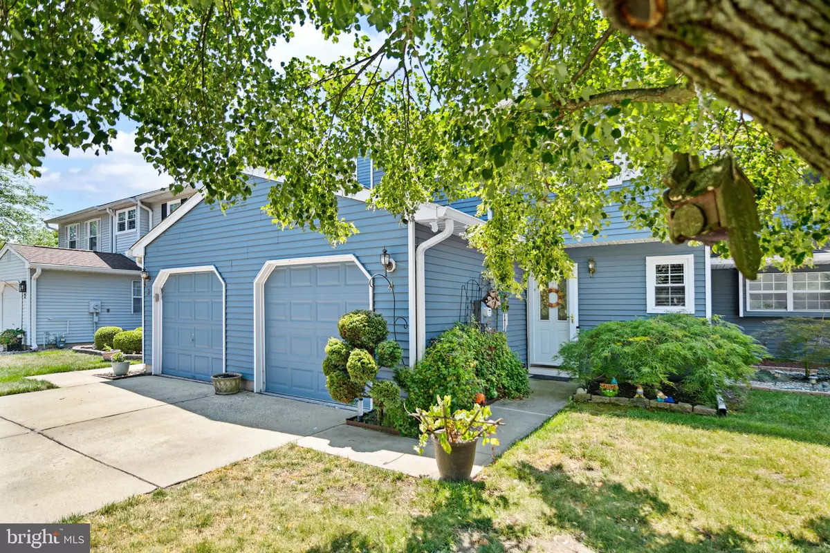 Bordentown, NJ 08505,4 DEERFIELD CT