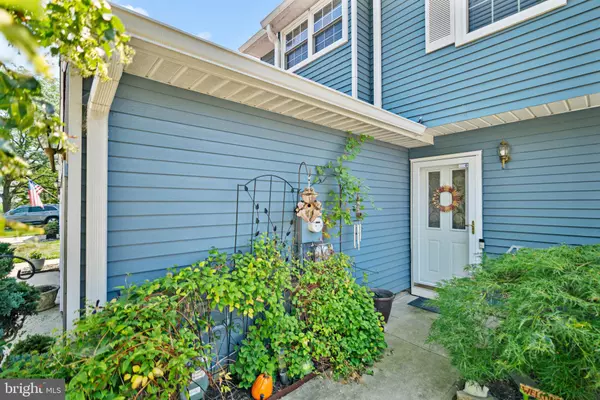 Bordentown, NJ 08505,4 DEERFIELD CT
