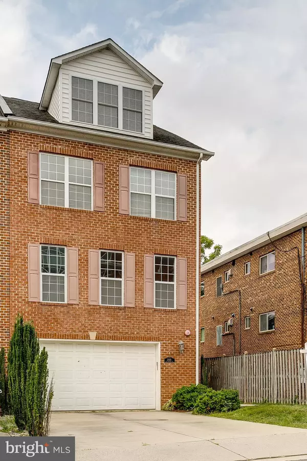 Arlington, VA 22207,2026 N CULPEPER ST