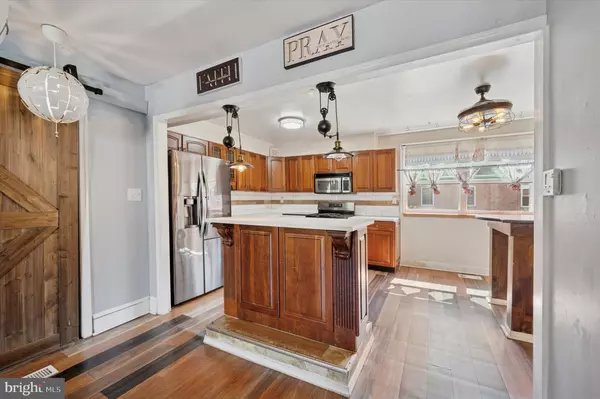 Philadelphia, PA 19153,7914 MARS PL