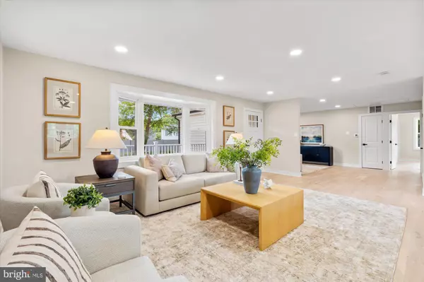 Alexandria, VA 22308,2408 WILLIAM AND MARY DR