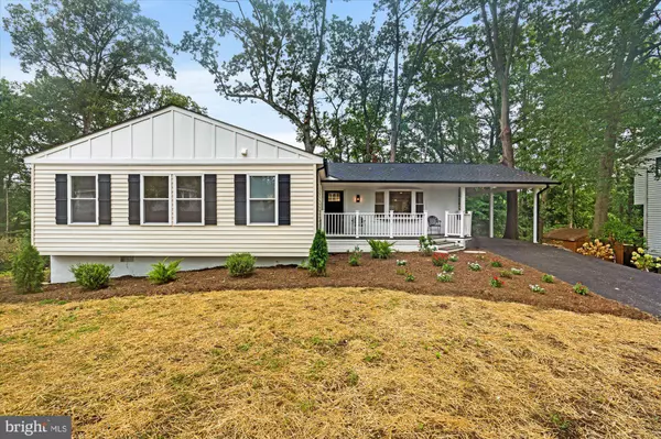 Alexandria, VA 22308,2408 WILLIAM AND MARY DR