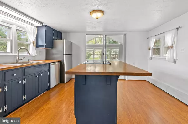 Deale, MD 20751,639 DEALE RD