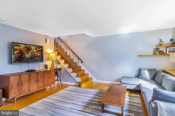 Philadelphia, PA 19128,6808 HENRY AVE