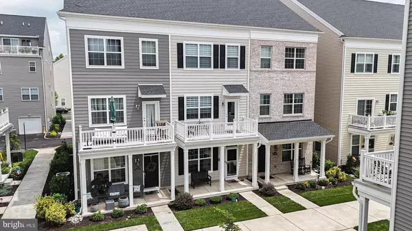 127 GASLIGHT ALY, Bensalem, PA 19020