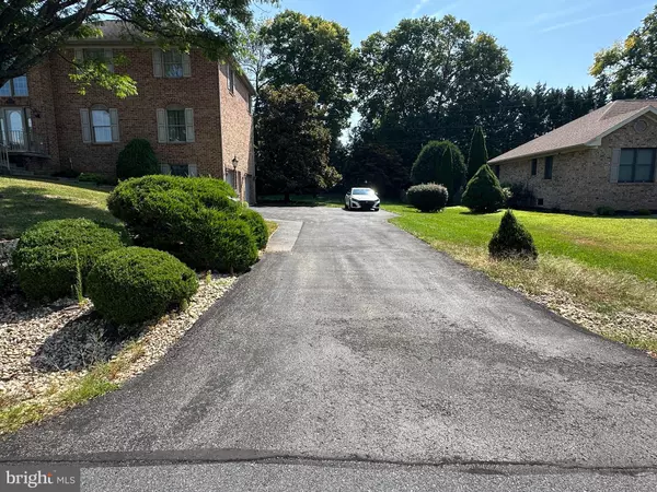 Williamsport, MD 21795,10744 APPLE TREE LN