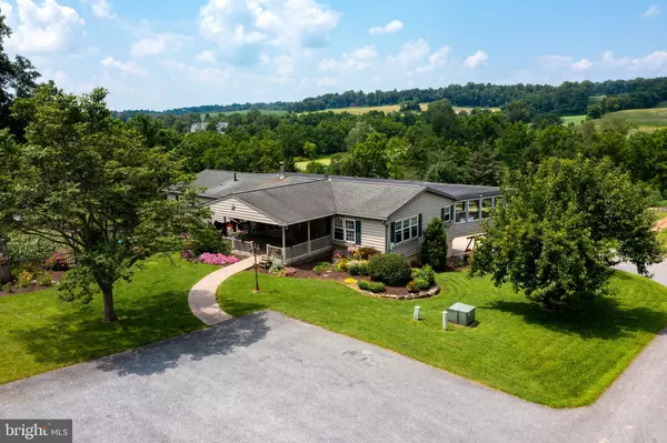 8486 ELIZABETHTOWN RD, Elizabethtown, PA 17022