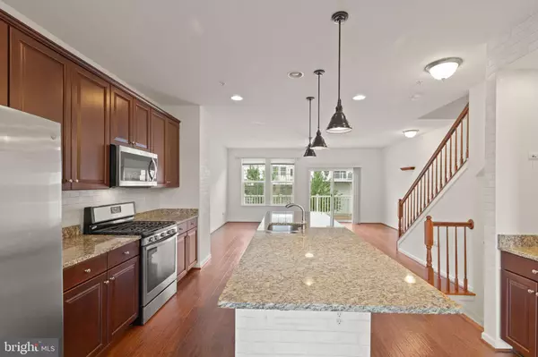 Reisterstown, MD 21136,543 HALITE DR