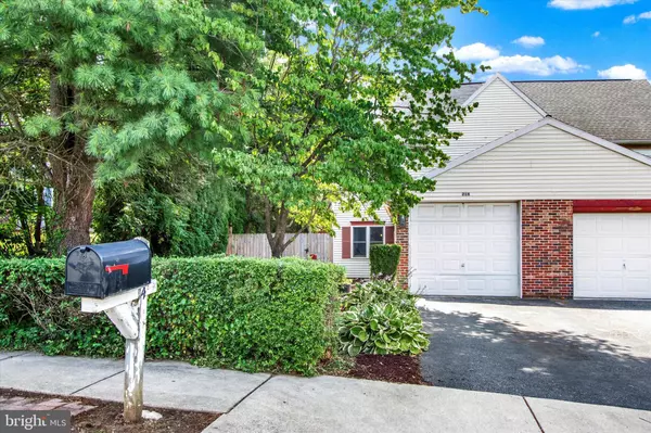 214 S 4TH ST, Womelsdorf, PA 19567