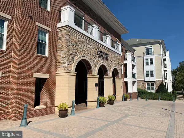 Arlington, VA 22206,2321 25TH ST S #2-213
