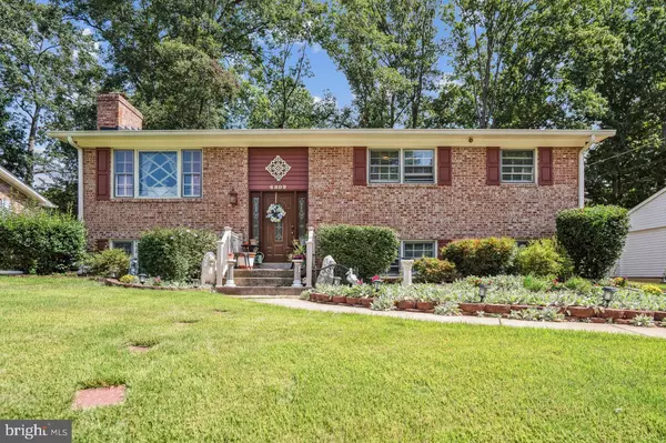 Glenn Dale, MD 20769,6809 GLENWOOD CT