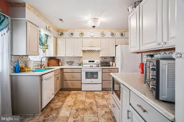 Glenn Dale, MD 20769,6809 GLENWOOD CT