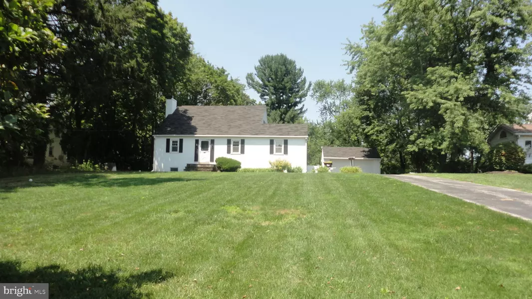 37 BURNSIDE, Norristown, PA 19403