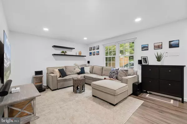 Fairfax, VA 22031,2925 AMBERLEIGH WAY