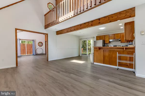 Tobyhanna, PA 18466,6084 BOARDWALK DR