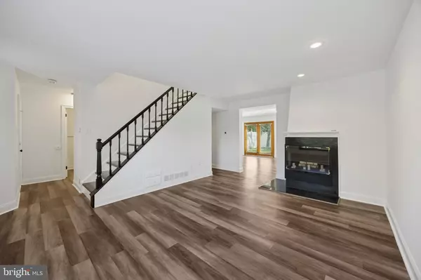 Langhorne, PA 19047,128 GRANITE HILL CT