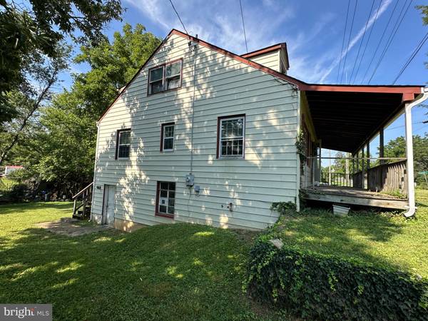 Boyce, VA 22620,201 N GREENWAY AVE