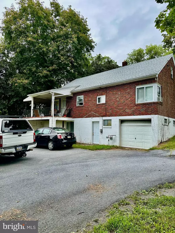 Lebanon, PA 17046,602 E MAPLE ST
