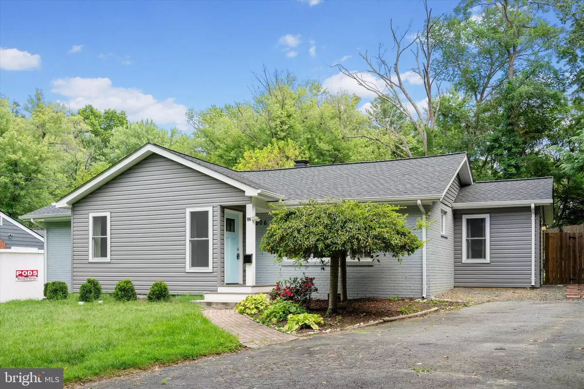 Herndon, VA 20170,906 MONROE ST