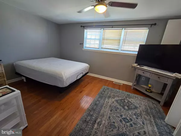 Philadelphia, PA 19122,1116 W OXFORD ST