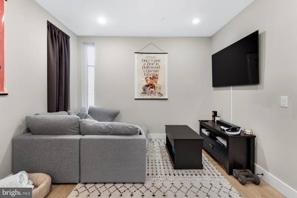Philadelphia, PA 19125,1144 FRANKFORD AVE #202