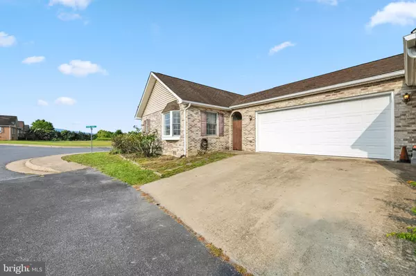 Strasburg, VA 22657,15-B1 DEAKEN CIR