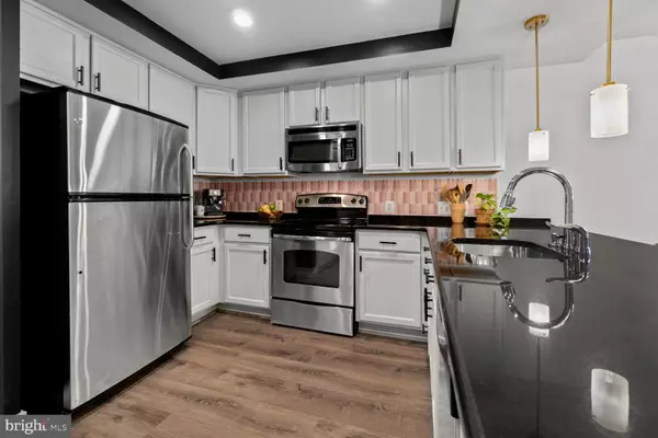 Alexandria, VA 22305,3911 OLD DOMINION BLVD