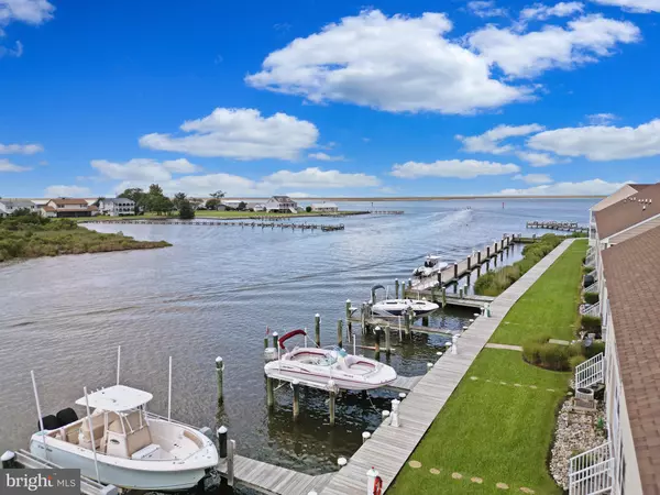 Crisfield, MD 21817,106-C WATERS EDGE #106C