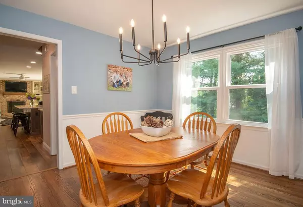 Newark, DE 19711,115 E WILKERDEAN DR