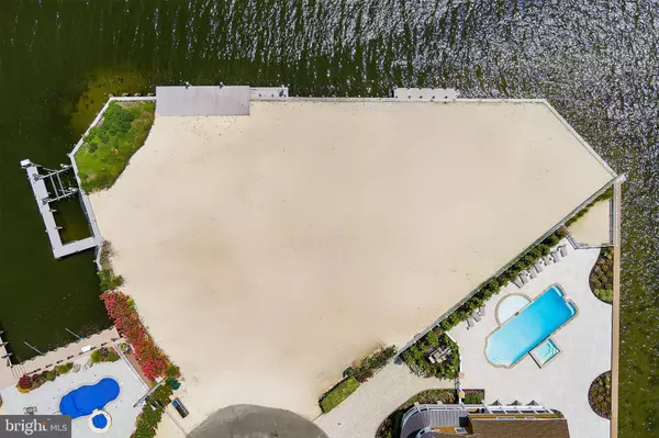 Long Beach Township, NJ 08008,41 HOLLY DR