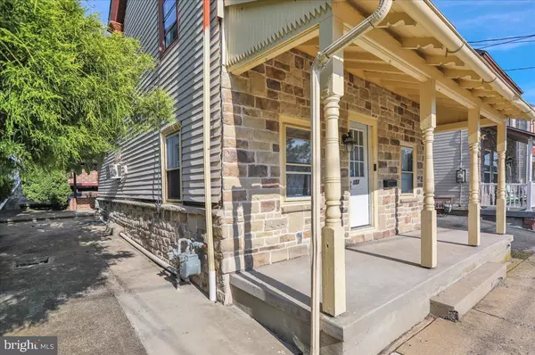 Mohnton, PA 19540,153 E WYOMISSING AVE