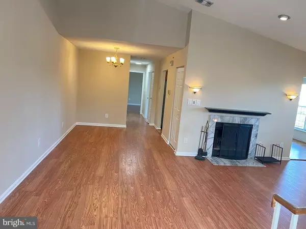 Bowie, MD 20720,4821 RIVER VALLEY WAY #121