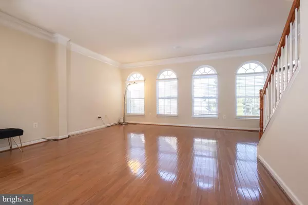 Gainesville, VA 20155,7015 LITTLE THAMES DR