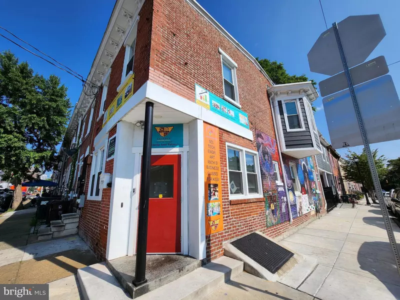 719 E TENTH ST, Wilmington, DE 19801