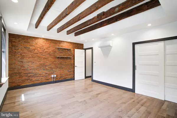 Philadelphia, PA 19125,2353 E YORK ST