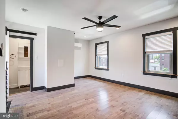 Philadelphia, PA 19125,2353 E YORK ST