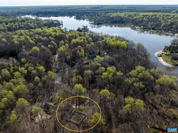 Louisa, VA 23093,2102 N LAKESHORE DR