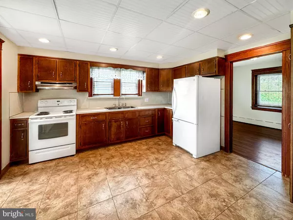 Pottstown, PA 19464,2209 N PLEASANTVIEW RD