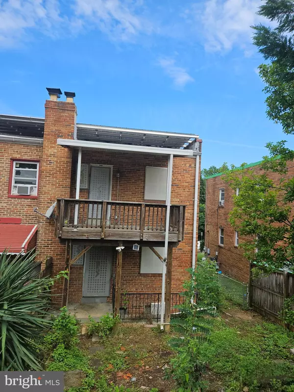 Washington, DC 20032,413 VALLEY AVE SE