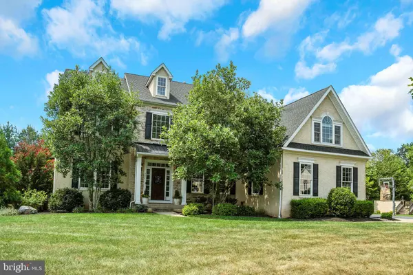 392 LANGBERG LN, Ambler, PA 19002