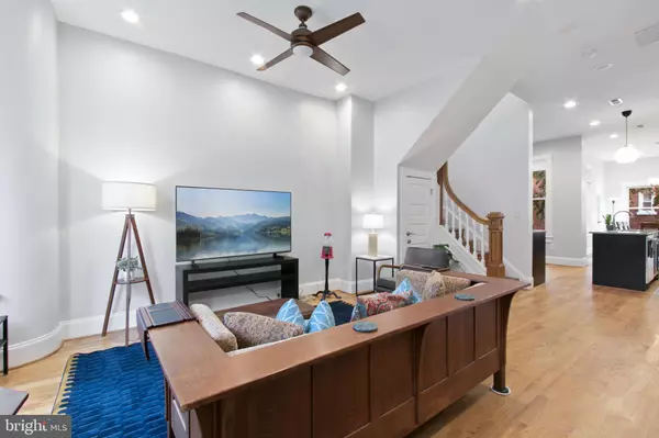 Washington, DC 20002,1004 11TH ST NE