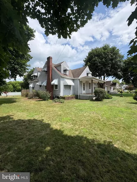 301 FAYETTE ST S, Shippensburg, PA 17257