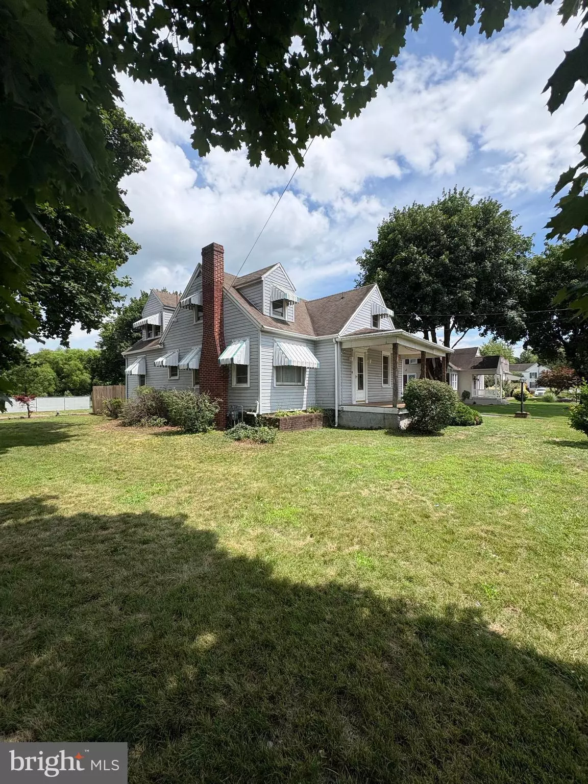 Shippensburg, PA 17257,301 FAYETTE ST S