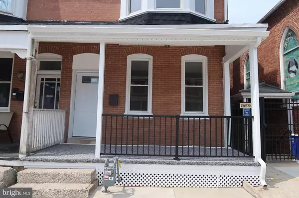 York, PA 17401,921 W POPLAR ST