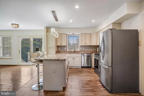 Bowie, MD 20721,315 JOHNSBERG LN