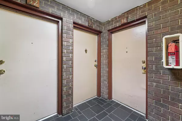 Columbia, MD 21045,8729 HAYSHED LN #33