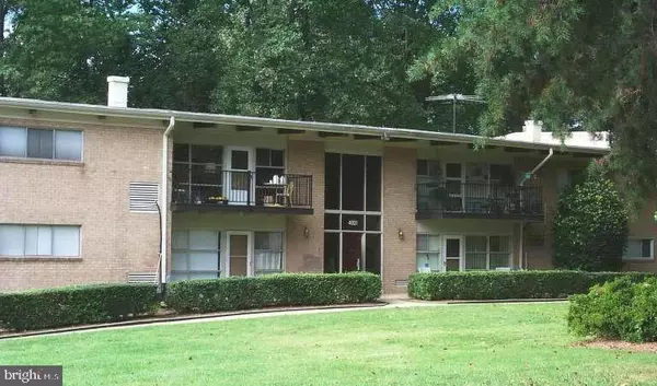 4921 AMERICANA DR #203, Annandale, VA 22003