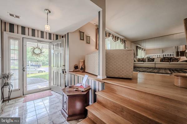 Wilmington, DE 19810,8 MAGNOLIA CT